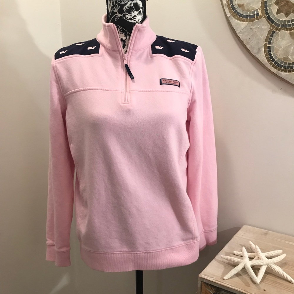EUC Vineyard Vines Sweatshirt  🐳